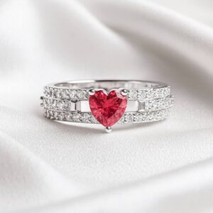 ANEL DE PRATA CORAÇÃO