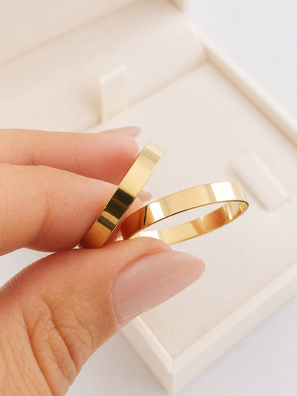 Aliança Ouro 18K Quadrada 3mm com 5 grama o par - Imagem 2
